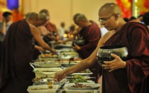 Qual é a dieta dos budistas? O que eles comem? 