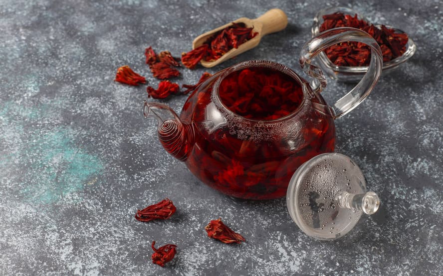 10 Motivos pelos quais milhares tomam chá de hibisco
