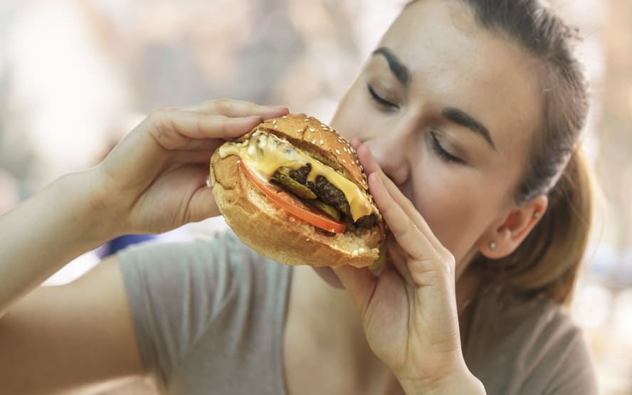 Como funciona uma dieta de corte de calorias