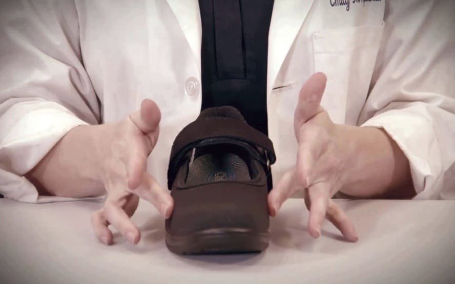 como os sapatos afetam a artrite