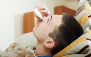 O que causa sangramento nasal a noite