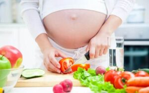Uma dieta detox é segura para mulheres grávidas ou lactantes
