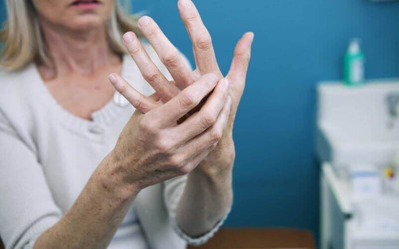 A artrite reumatoide é hereditária