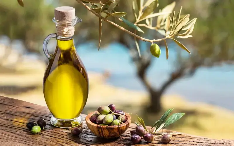 Azeite de oliva pode ajudar no colesterol alto