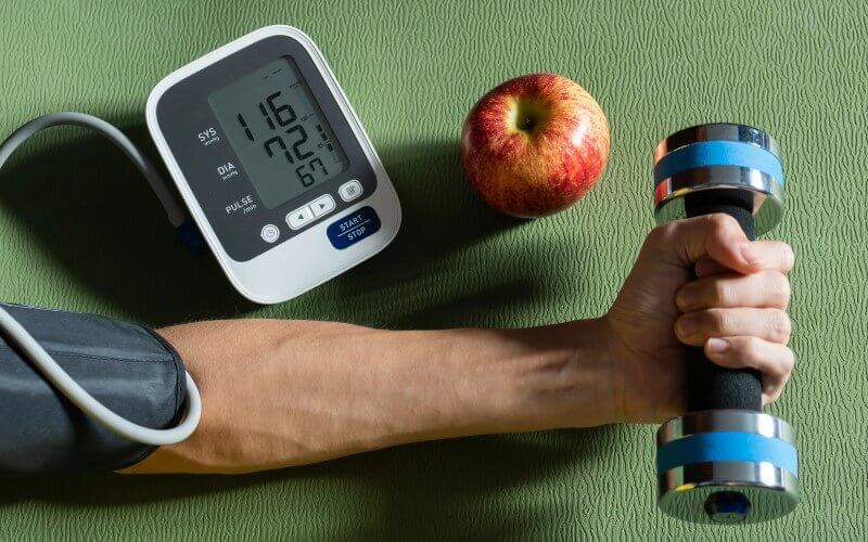 Qual é o papel do exercício físico no controle da diabetes