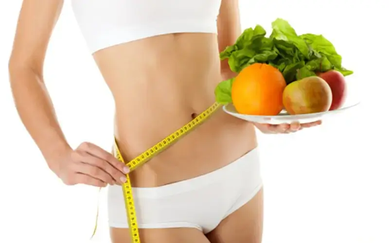 Uma dieta detox pode auxiliar na perda de peso