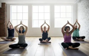 O yoga é bom para pessoas com Doença de Crohn